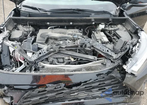 2024 Toyota Rav4 Xle Premium z USA, uszkodzony, nr VIN 2T3A1RFV3RC428731